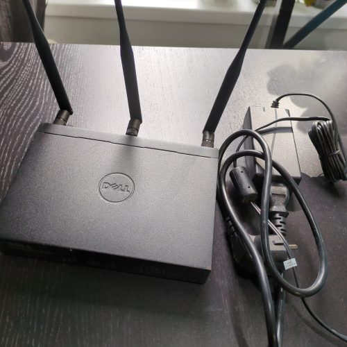 DELL SonicWall TZ300w – Reliable, High-Performance Firewall for Small to Medium Businesses